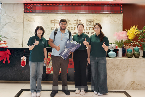 International Clients Visit Our Factory